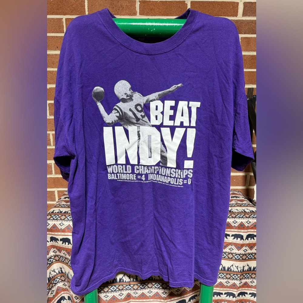 Gildan Purple 'Beat Indy' Graphic T-Shirt Size XL Short Sleeve